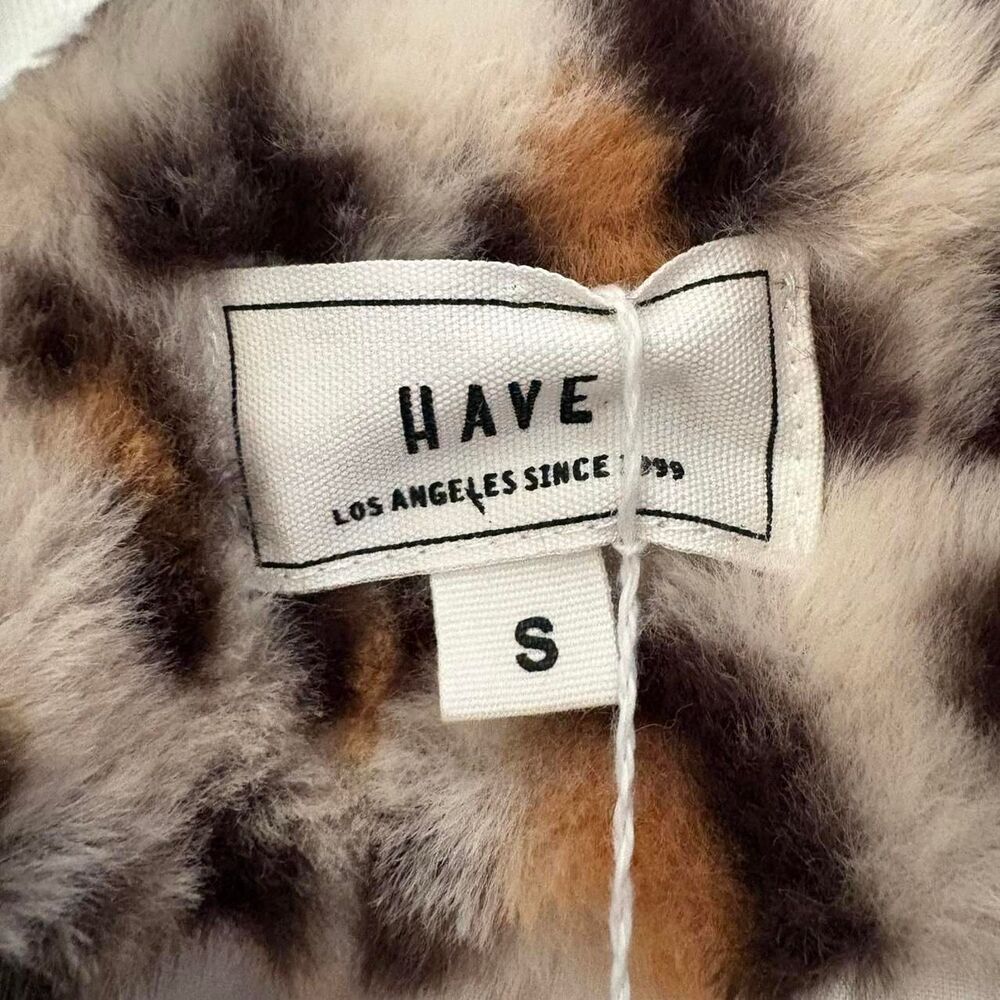 HAVE Women's Faux Fur Leopard Jacket - Picture 5 of 6